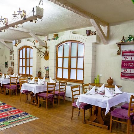Hotel Bachus Кишинів Екстер'єр фото